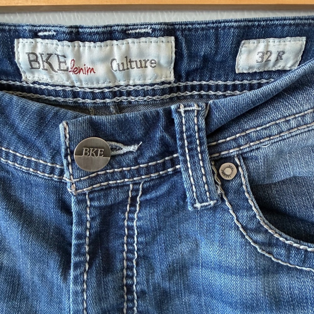 BKE Culture Rocker Straight Leg Distressed Western Jeans Medium Wash 32x31.5 - Picture 4 of 10